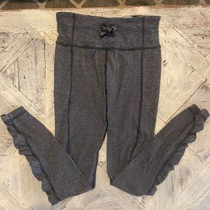 Womens LULULEMON full length leggings